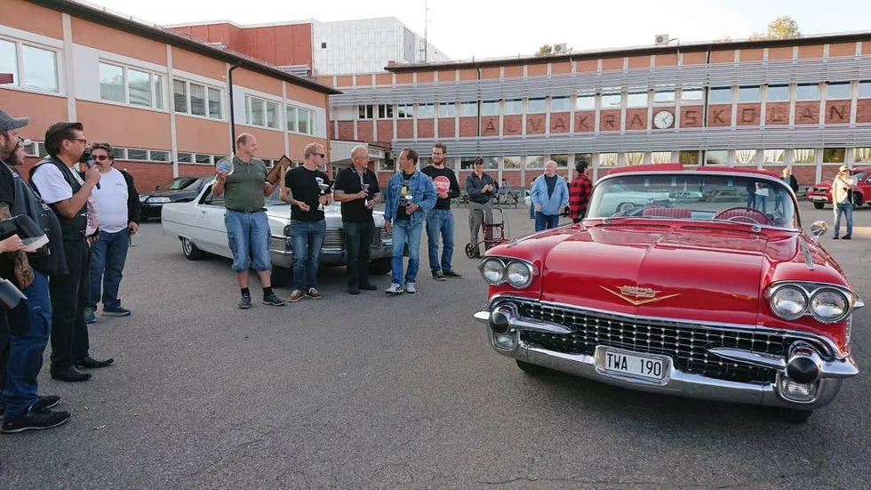 Förra årets vinnarbil, en Cadillac Eldorado, ägd av Stefan Wargh med Catrin Fällman Svahn som chaufför.