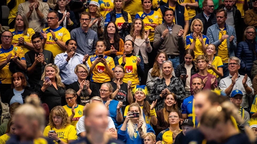 Stiga sports arena beräknas bli fullsatt under kvällens landskamp.