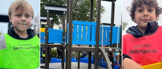 Här invigs nya lekplatsen – med hjälp av förskolebarn: ✓Konstgräs ✓Handikappvänligt ✓"Viktigt för barnen här"