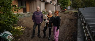 Uppsalahem stoppade hyresgästernas planteringar • Grannarna med uppgrävda uteplatser: "Känns som ett övergrepp"