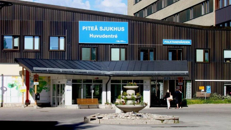 Operationerna vid ortopeden i Piteå fick ställas in på torsdagen. Den höga luftfuktigheten gjorde att steriliteten inte kunde garanteras. "Vi har aldrig träffat på detta tidigare", säger Anders Sundelin, länschef i ortopedi. (Arkivbild)