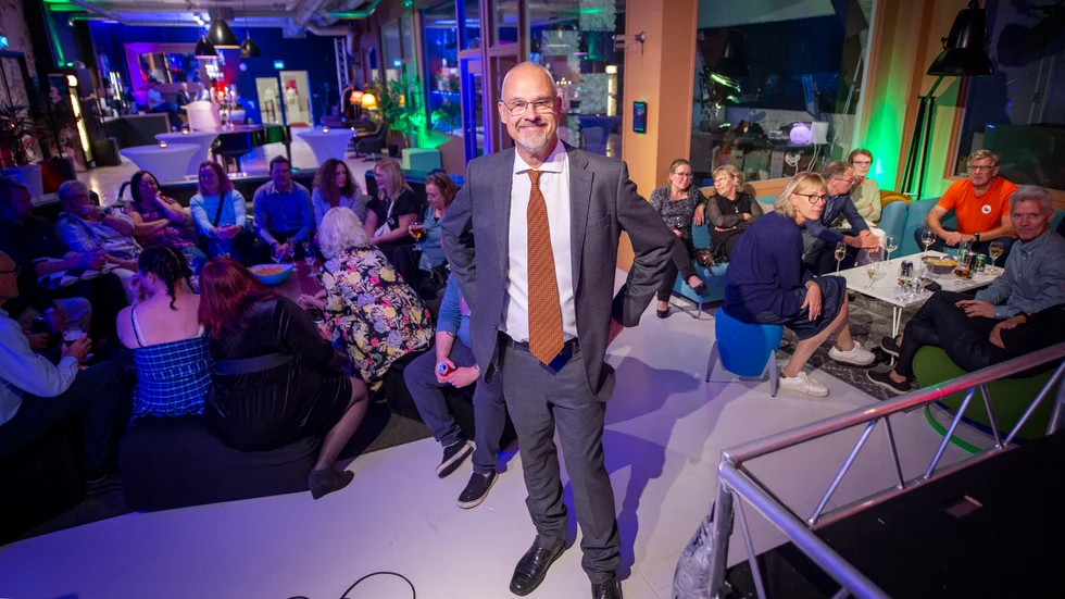 Vård för pengarna backade i valet, men skulle tillsammans med de tidigare samarbetspartierna S och C ändå nå majoritet. På bilden Tomas Borin.