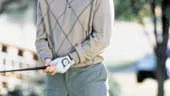 Jag är inte en människa som sysslar med fysiska tävlingar, säger Richard Gere som under inspelningarna av Dr T och hans kvinnor fick både spela golf och jaga.
FOTO: UIP