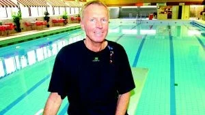 Badmästare Arne Karlsson har inlett sitt 26:e arbetsår på simhallen.