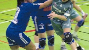 Stark trio med rutin. Maria Wisth, Åsa Lundmark och Camilla Håkansson har en hel del att bidra med i dagens NKIK.
FOTO: HANS JOHNSSON