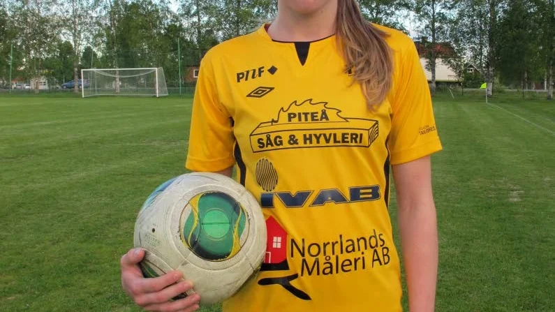 TRE MÅL. Cajsa Hedlund gjorde tre mål när Infjärden vann. (arkivbild)