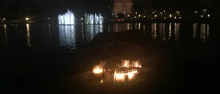 Ljusen brinner för John Backman