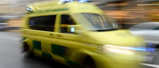 Fick åka ambulans efter batongslag