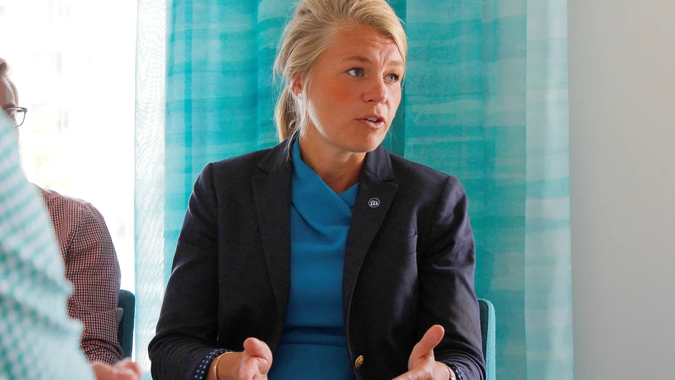Sophia Jarl (M) vill att alla vårdanställda inom kommunen ska få ett eget visir.
