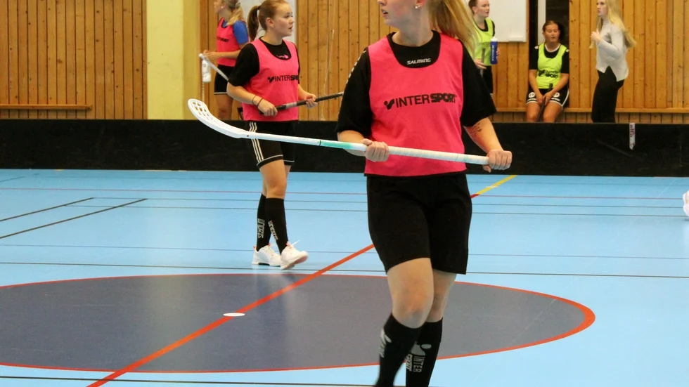 Hedda Ivarsson gjorde ett av WIBK:s mål i träningsmatchen mot Nässjö.