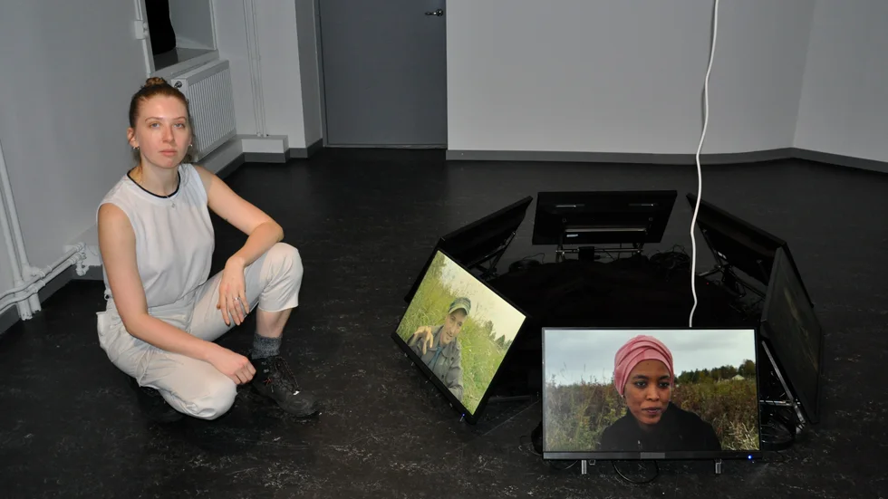 Konstnären Nadja Voorham ligger bakom utställningen som består av sex videoporträtt."Jag har intervjuat personerna och klippt  ned porträtten till 15-20 minuter", säger hon.