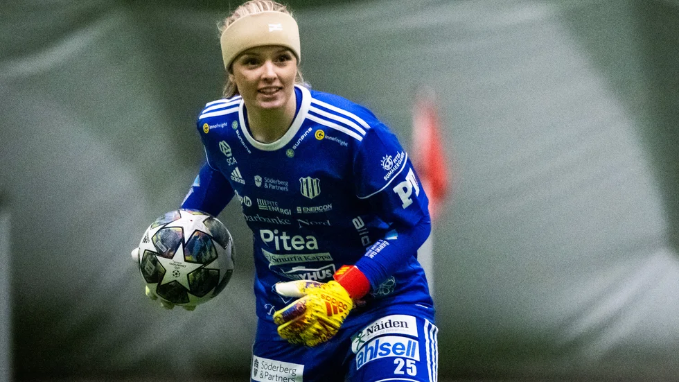 Guro Pettersen, Piteå IF, håller sig hemma mellan träningarna. 