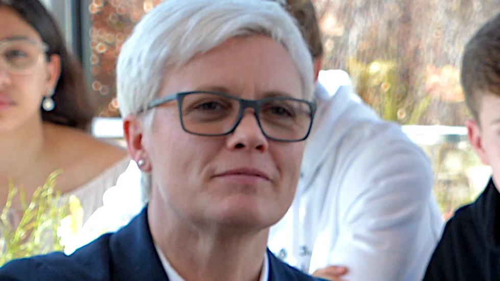 Kommundirektören Carolina Leijonram tycker det är bra att fjolårets uppmärksammade händelser i kommunhuset fått en oberoende granskning, men konstaterar samtidigt att det är en fråga för politiken.