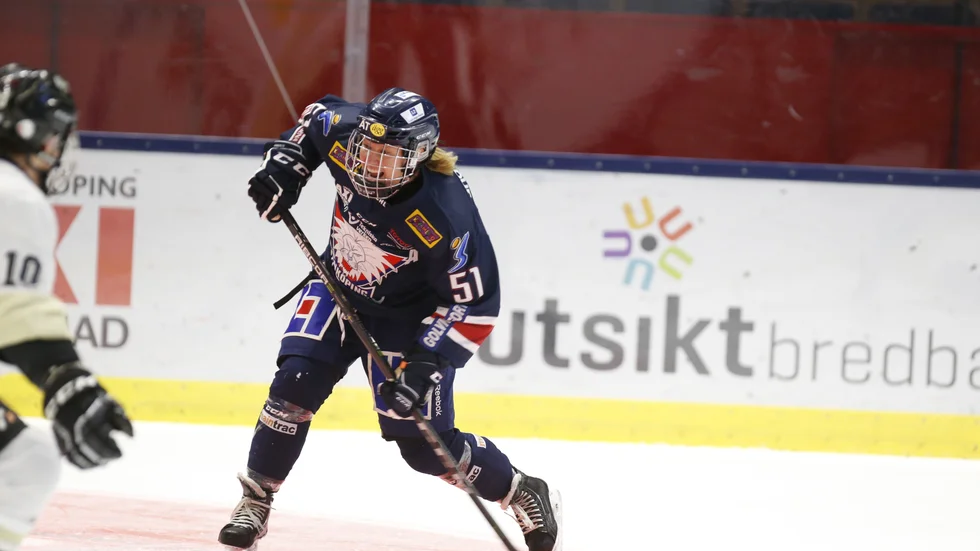 Pernilla Winberg och hennes LHC förlorade premiären i SDHL.