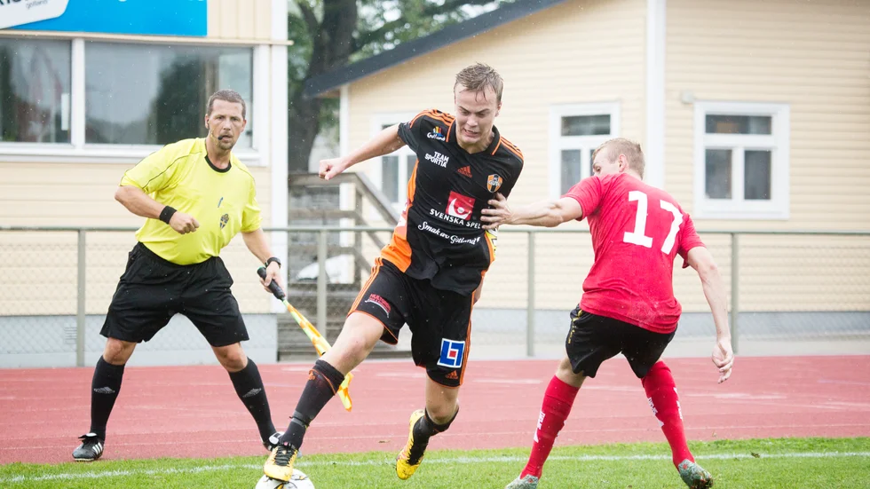 Joel Elofsson, FC Gute är en av tre nominerade till bästa back.