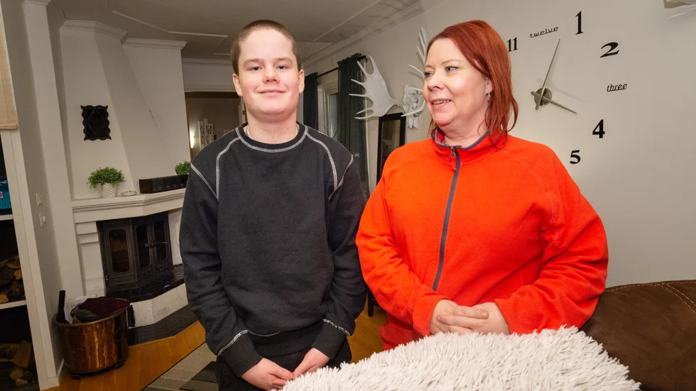 Annika Sjöström fick ingen tillfällig föräldra penning från Försäkringskassan efter att hon varit hemma från arbetet för att vårda sonen Samuel Bergdal. 