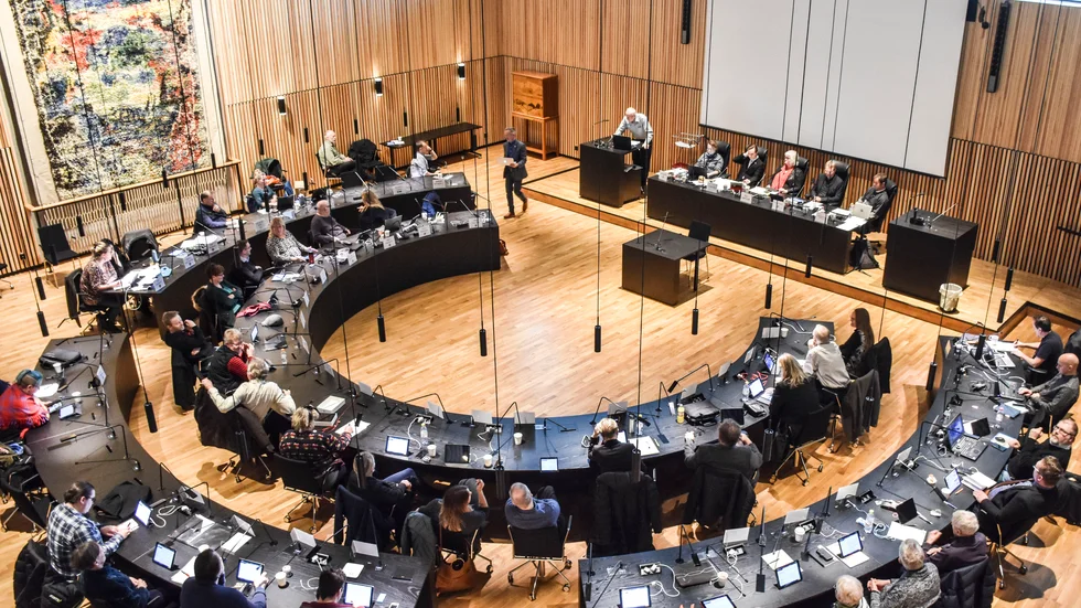 Under fullmäktigemötena under måndagen och tisdagen beslutades att priset busskorten skulle höjas efter årsskiftet. 