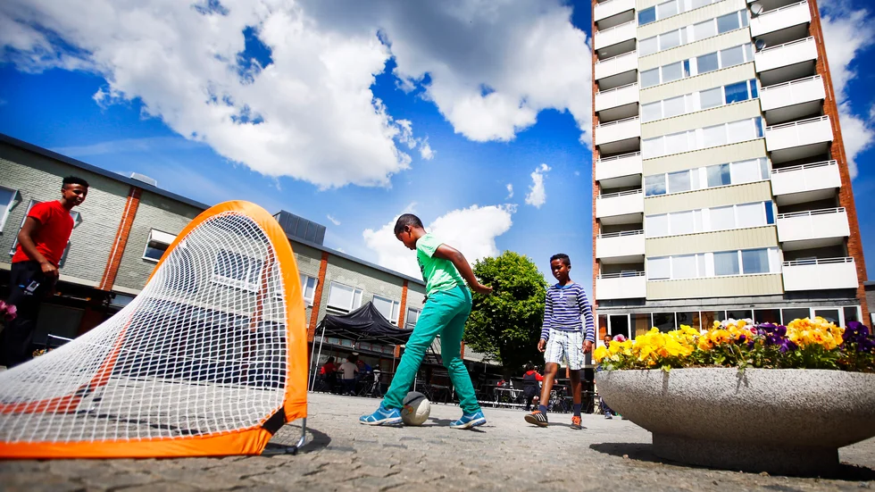 Kommunen ordnar sommarlovsaktiviteter för barnen – men inget är anpassad för barn med intellektuell funktionsnedsättning, menar insändarskribenten.