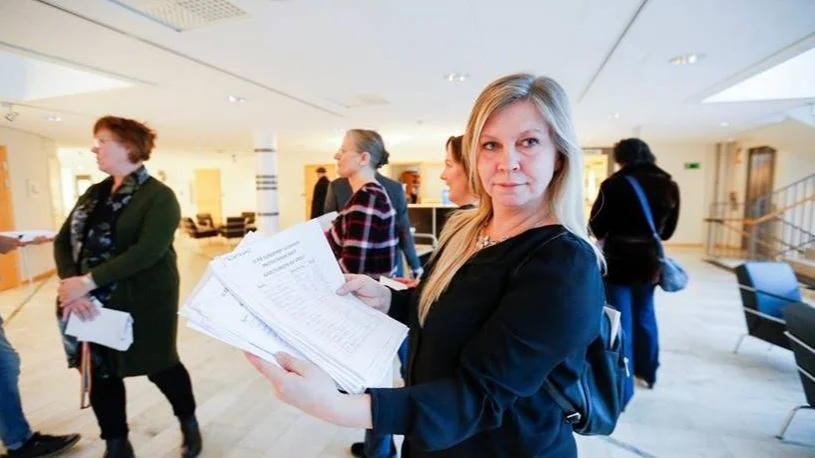 "Flera medlemmar oroas när de går in i helt nya verksamheter, andra världar. De har i och för sig fått utbildning i covid-19 men att träffa på svårt sjuka människor är en svår omställning för många", säger Marianne Engberg, Kommunals ordförande i Region Norrbotten.