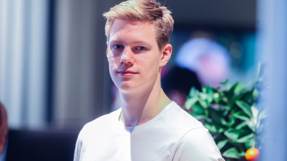 20-årige Melker Norrman är Eskilstuna Guifs andra nyförvärv inför den kommande säsongen. I fjol stod försvarsspecialisten för 26 mål på 31 matcher för Redbergslid.