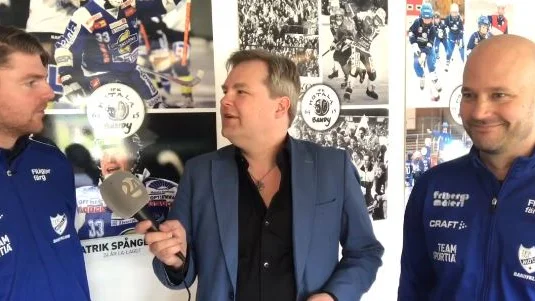 IFK Motala presenterar tränarnamnet.