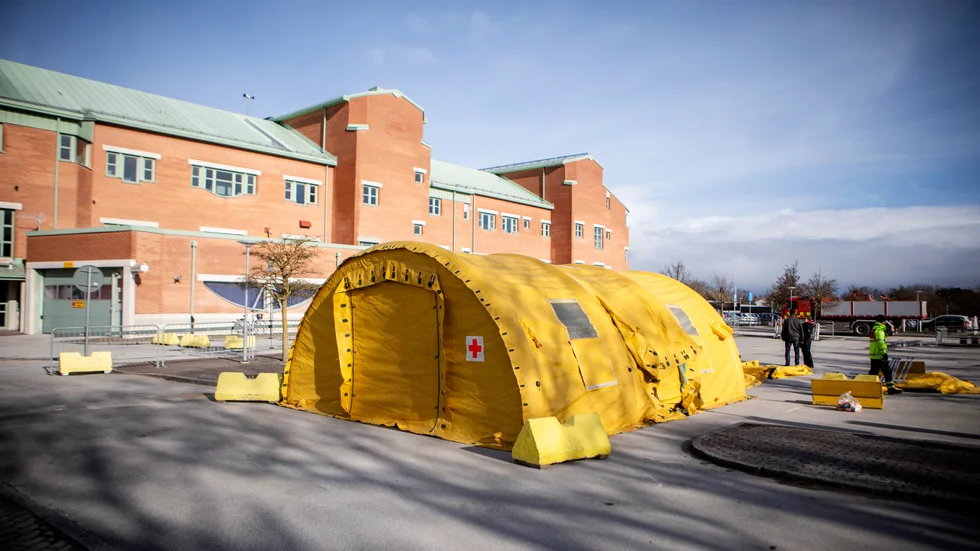 Tältet utanför lasarettet i Visby ska ersättas med fem provtagningsmoduler och en annan typ av tält.