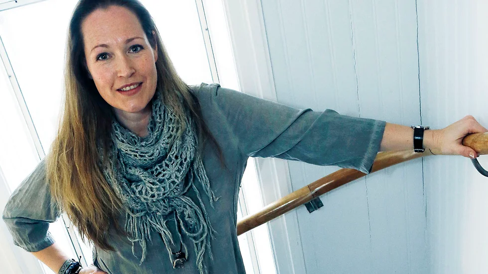 Anna Gullman tror att ytterligare nedstängningar skulle vara ett mycket hårt slag mot såväl småföretagare som stora aktörer inom hela kultursektorn. Körsång som är hennes specialområde beskriver hon som bäst när den får skapas eller upplevas live tillsammans med andra. 