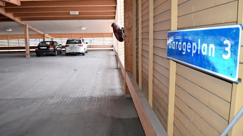 Gratis parkering är ett initiativ för att stötta den lokala handeln i coronatider. 