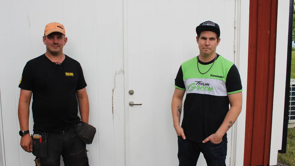 Jonas Arding och Niklas Pettersson har båda blivit av med sina motorcyklar. I båda fallen stals de ur låsta garage.