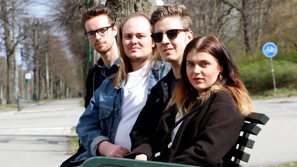 Oskar Modig, Edvin Bergsland, Erik Karlsson och Malin Andersson är bandet Norra Promenaden, som tävlr I P4 Nästa.  