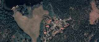 49-åring ny ägare till fastigheten på Mjölkvik Mjölkvikstorpet i Kisa - 3 000 000 kronor blev priset