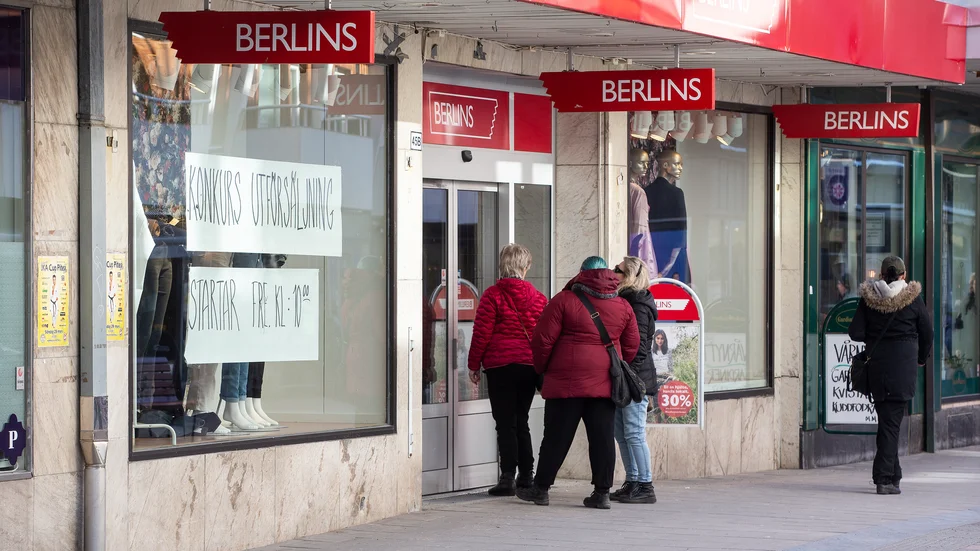Samtliga Berlins-butiker läggs ned och företaget försätts i konkurs. Totalt blir ett 20-tal anställda av med jobbet – varav tre anställda i Piteå. På fredags startar konkursutförsäljningen.