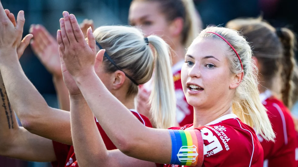 Ellen Löfqvist uppmuntrar Norrbottningar till att vaccinera sig. (Arkivbild)