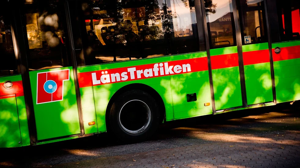 Signaturen "Maria" vill ha svar från bussbolaget att böterna inte behöver betalas.