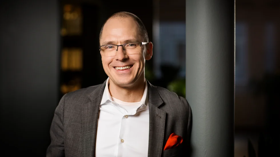 Mattias Tegefjord blir ny vd för Uppsalahem. Han är uppväxt i Uppsala och hämtas från fastighetsbolaget Stenvalvet.