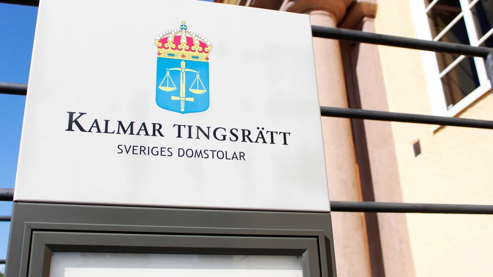 Den åtalade 35-åringen har i förhör varken erkänt eller förnekat stölden.
