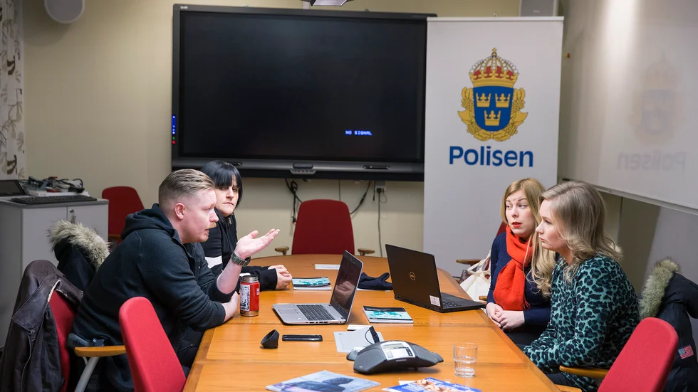 Sedan ett år tillbaka samarbetar polis, socialtjänsten och Länsstyrelsen inför varje tillslag mot sexhandeln i Luleå. 