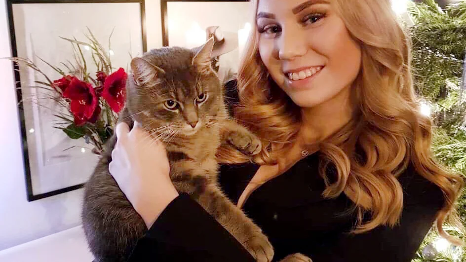 Mathilda Eriksson och Findus har ett särskilt band till varandra. Han är född i hennes säng 2014. 