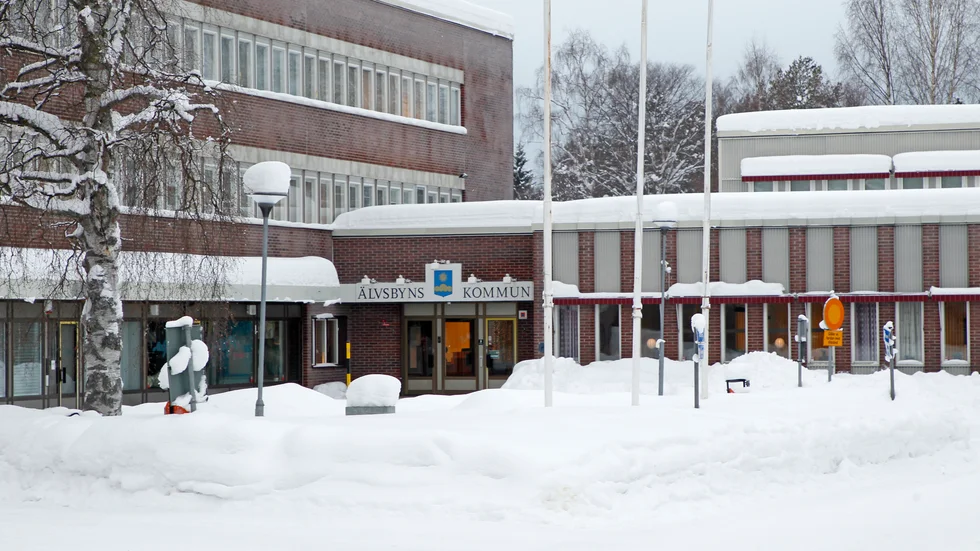En förälder till ett hemmasittande barn JO-anmäler kommunen för att de enligt dennes utsago inte följer sina egna styrdokument.
