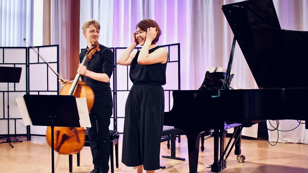 Duon Frederick Winterson och Ayaka Kubo.