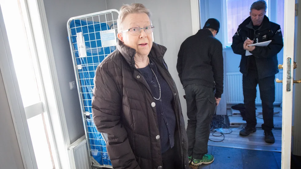 Christnina Antman som driver Trosa vandrarhem är alldeles uppgiven över all förödelse.