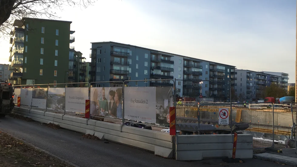 Antalet påbörjade projekt med bostadsrätter har minskat i Uppsala, och även utbudet av nybyggda lägenheter.