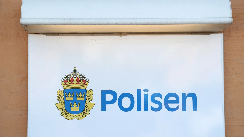 "Polismyndigheten gör mera saker än vad de externa behöver göra. Vi sköter gallringen och de har inte den administration vi måste ha. De har inte heller det efterarbetet vi har med kontroller av kunskaper", uppger Lars Sjöberg, processledare.

