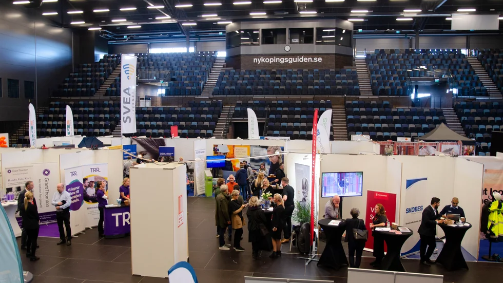 50 utställare diskuterade jobb och utbildning på mässan. 