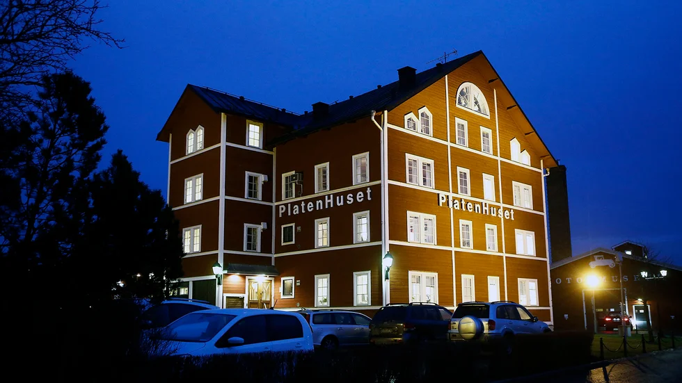 Platen ska få hjälp av kommunen med att låna pengar.