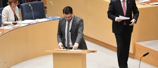 SD har kopplat ett grepp om oppositionsrollen