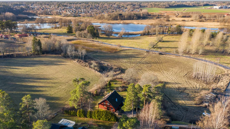 Den här villan i Nåntuna var mest klickad i Uppsala län hos Hemnet i förra veckan.