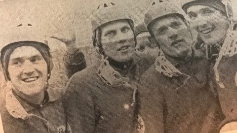 Kuriren för 50 år sedan: Målskyttar är vi allihopa! Dom här grabbarna såg till att föra KSK vidare till SM-semifinal mot Sandvikens AIK. Från vänster Henry Fransson 1, Kjell Österberg 2, Eddy Fransson 3 och Peter Nilsson 2.