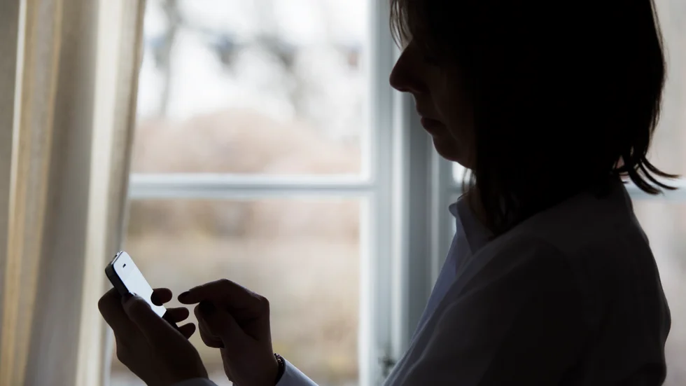 Personalen hade under flera timmar enbart sms-kontakt med brukaren – som upprepade gånger nekades hjälp. Bilden är en arkivbild.