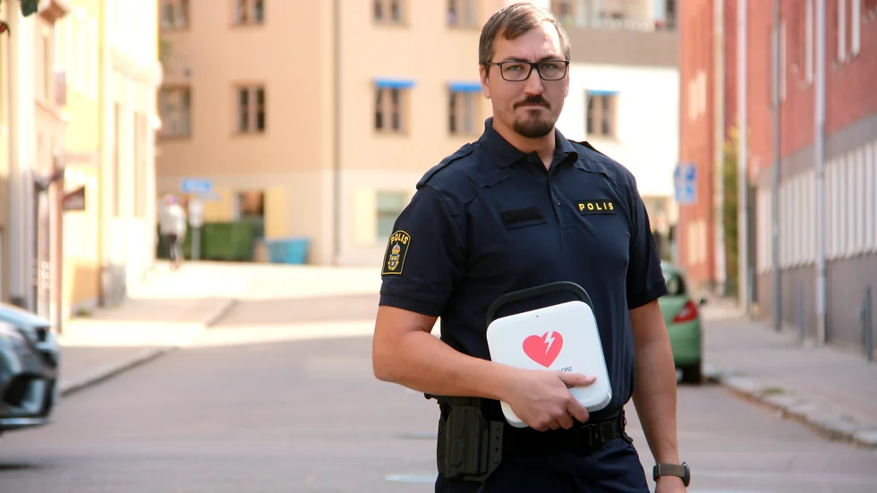 Daniel Hwass är initiativtagare till satsningen med hjärtstartande poliser.